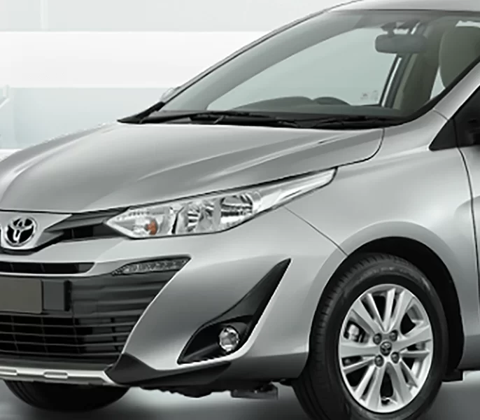Ốp trang trí đèn pha mạ Chrome (Dùng cho xe E MT, E CVT)